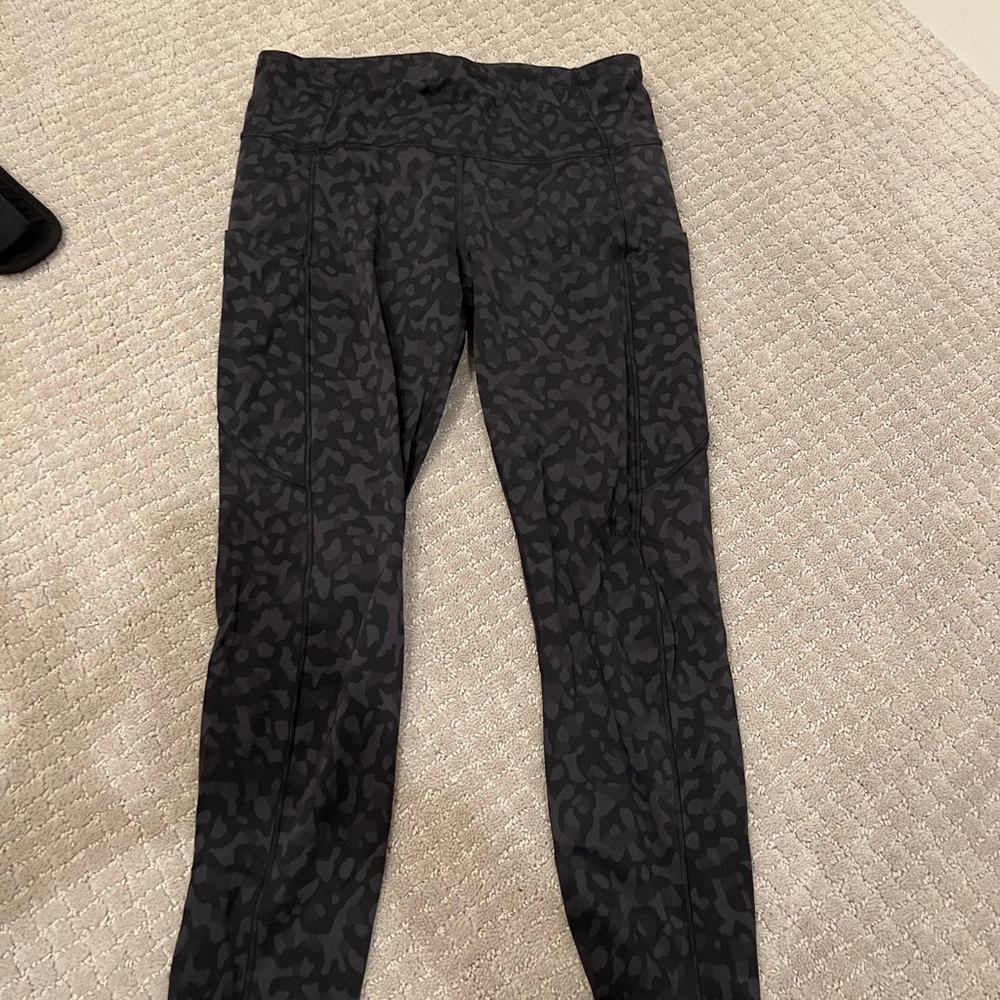 Leggings- size 8 cheetah print